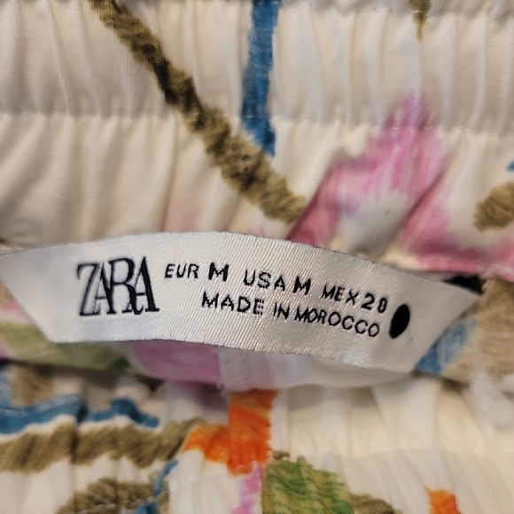 Zara Multicolor Floral Pants - Picture 2 of 6